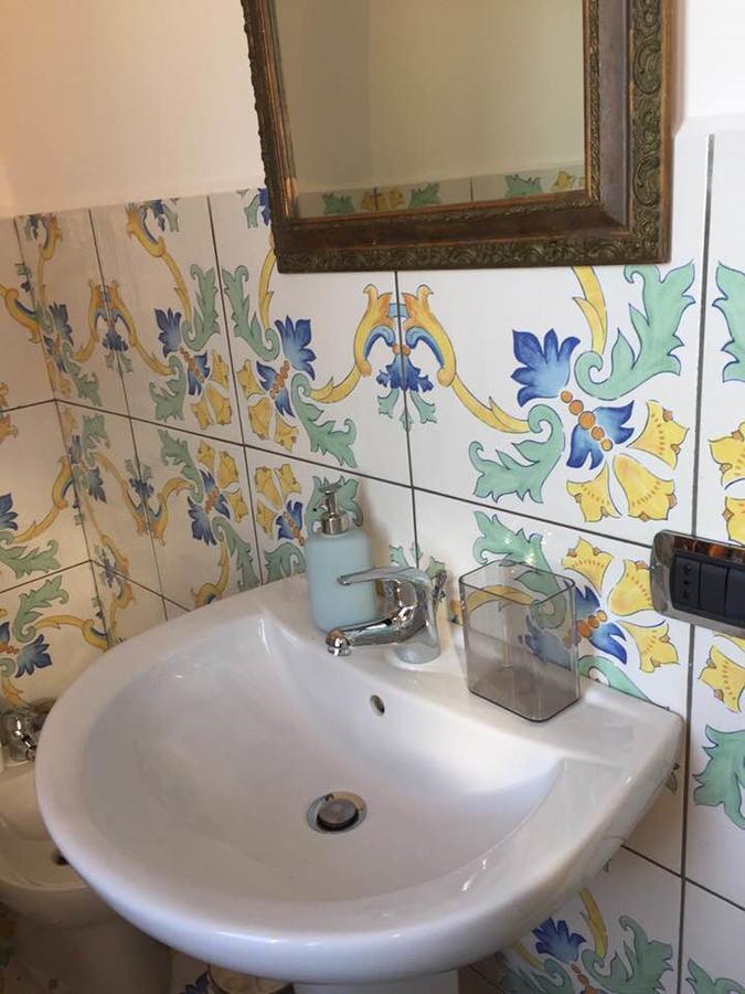 La Torre Di Ro Bed and Breakfast Νάπολη Εξωτερικό φωτογραφία