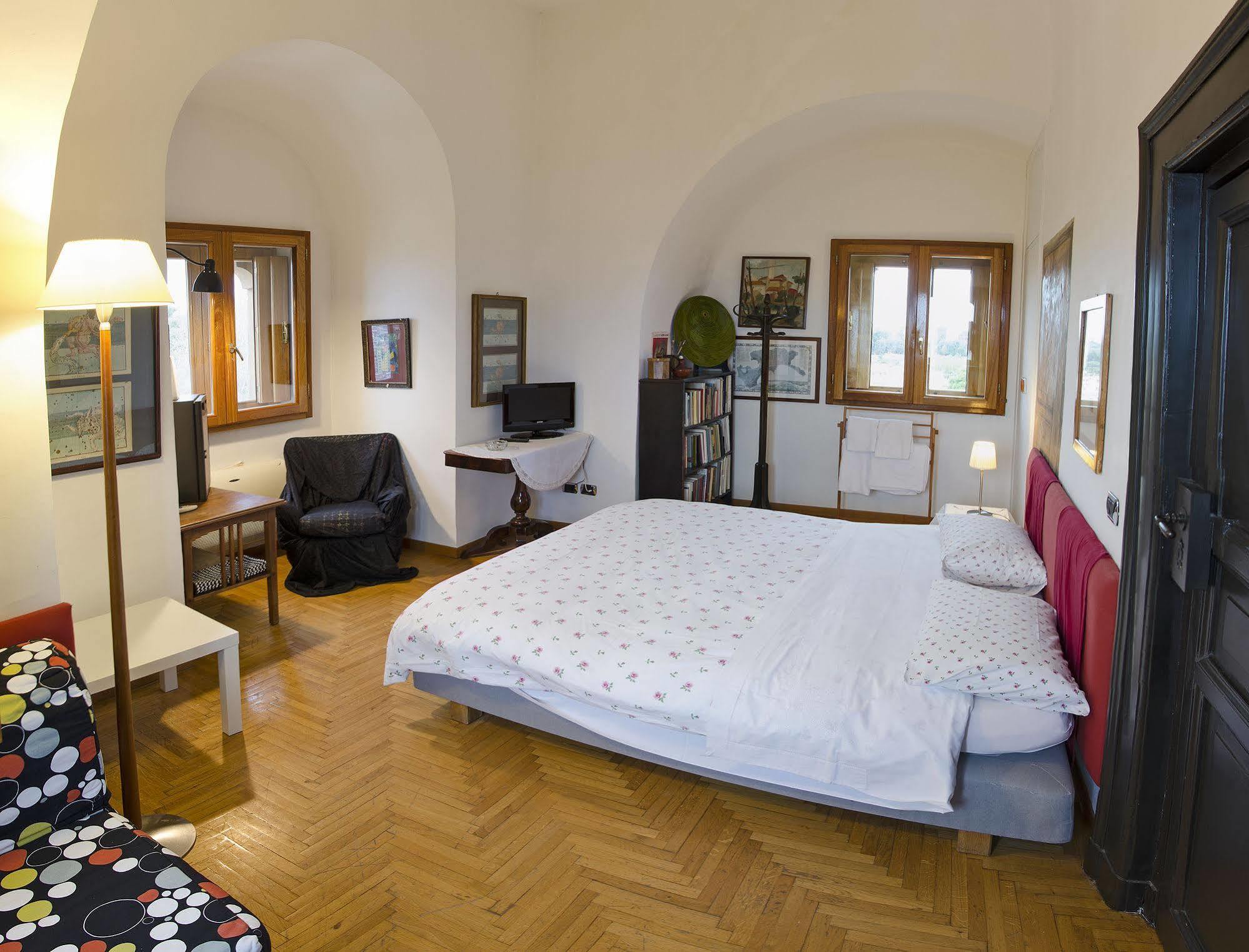 La Torre Di Ro Bed and Breakfast Νάπολη Εξωτερικό φωτογραφία