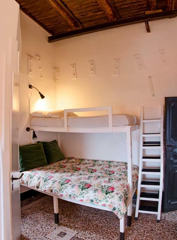 La Torre Di Ro Bed and Breakfast Νάπολη Εξωτερικό φωτογραφία